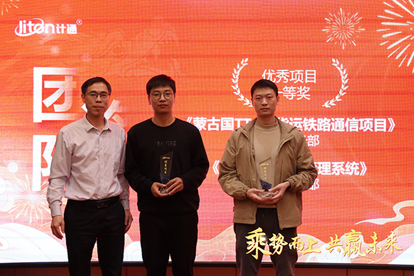 IMG_4011-2.jpg IMG_4011-2.jpg